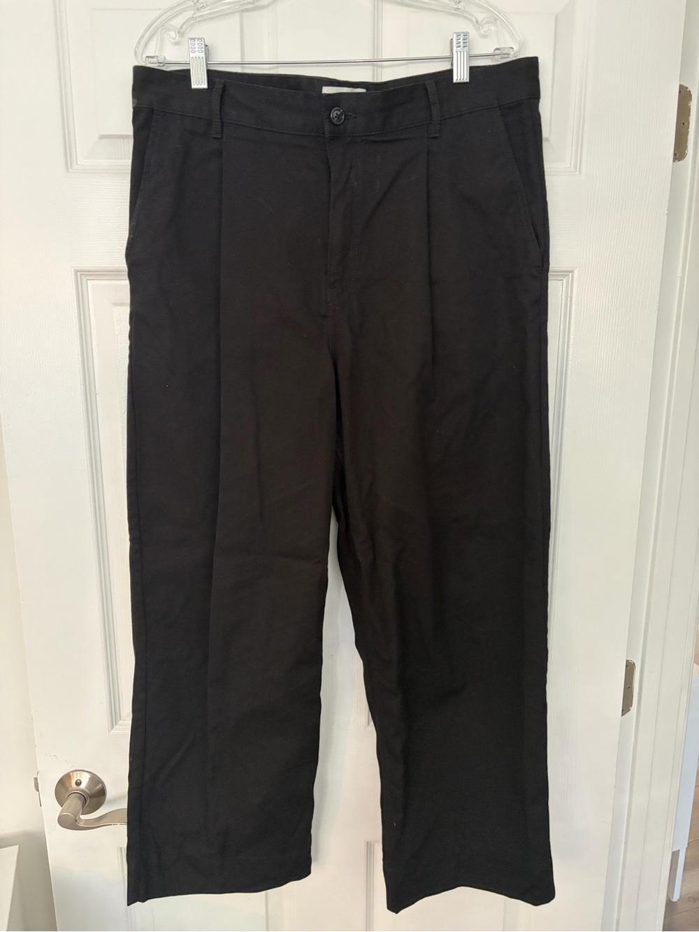 KOTN Men's Black Straight-Leg Pants